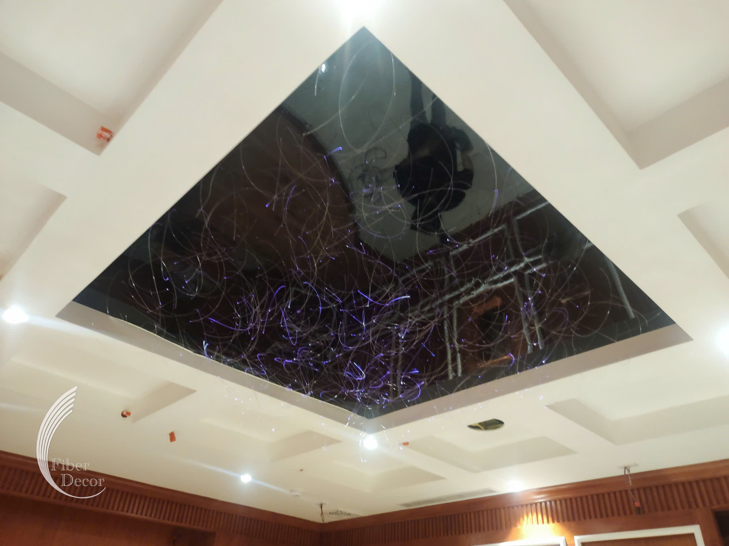 Hoàn thiện thi công trần ánh sao