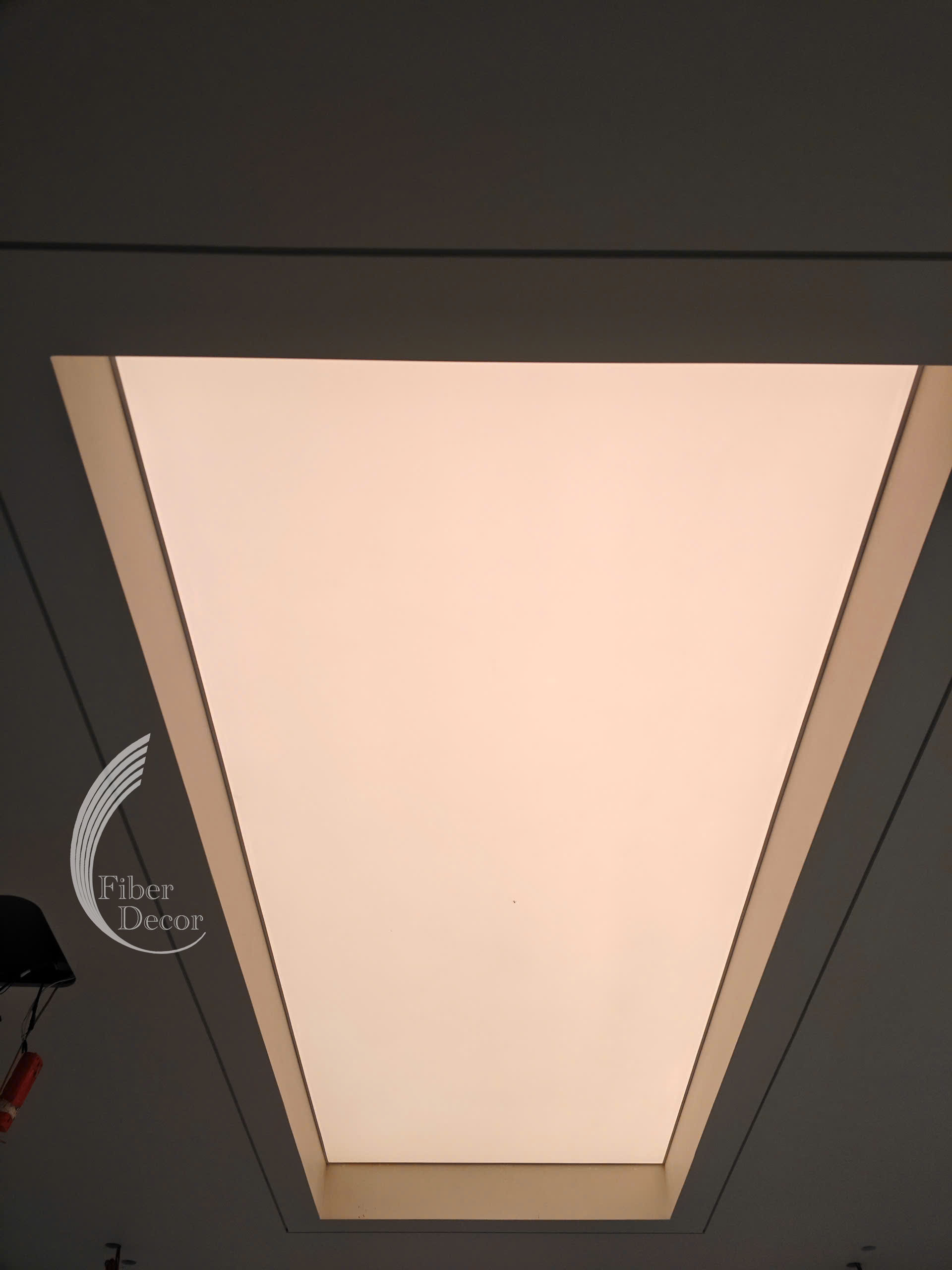 Trần xuyên sáng – Công nghệ ánh sáng tiên tiến