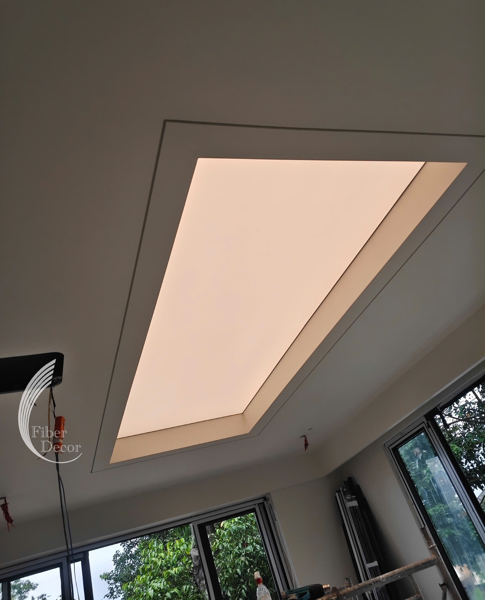 trần xuyên sáng trang trí sảnh cưới