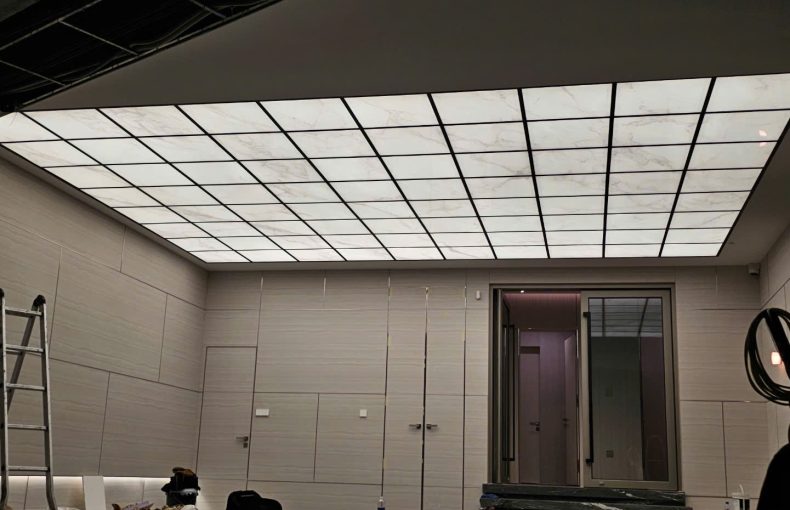 Toàn cảnh thi công trần xuyên sáng Bình Dương diện tích 10x8m tại gara biệt thự